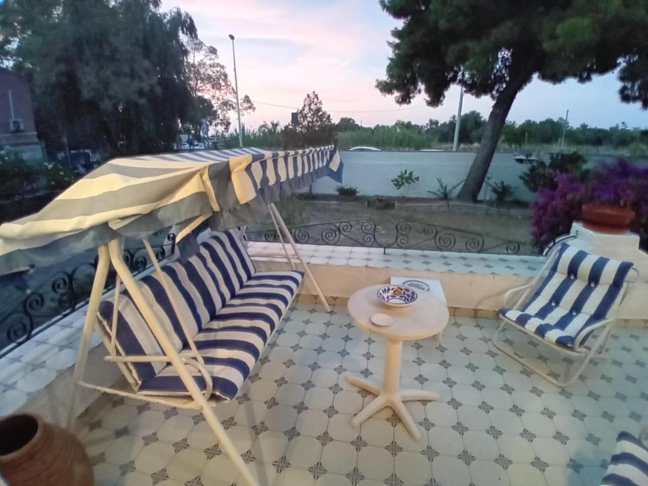 Villa Bouganville Oliveri Extérieur photo